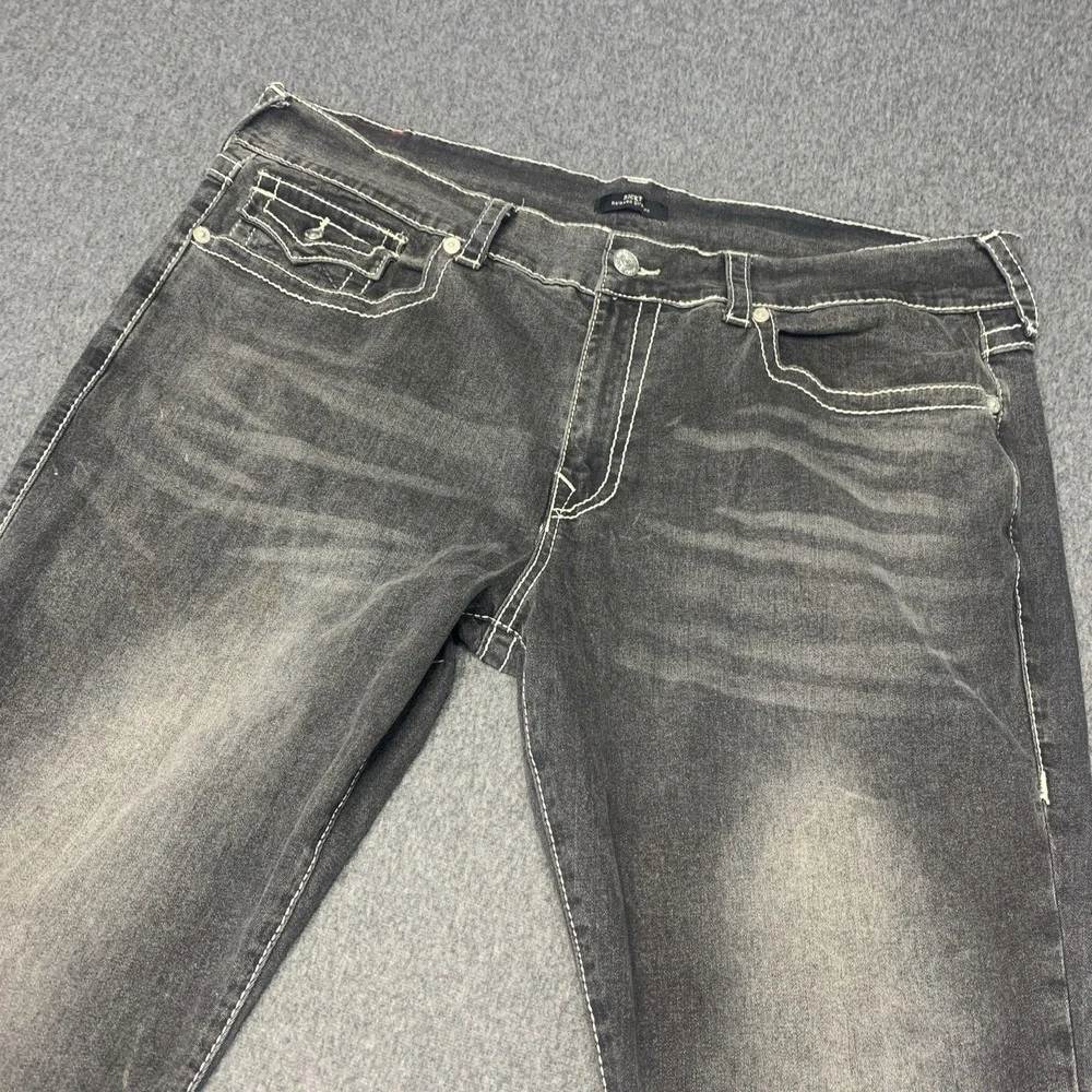 True Religion Ricky Big T Relaxed Straight Mens Size 42x33 Jeans